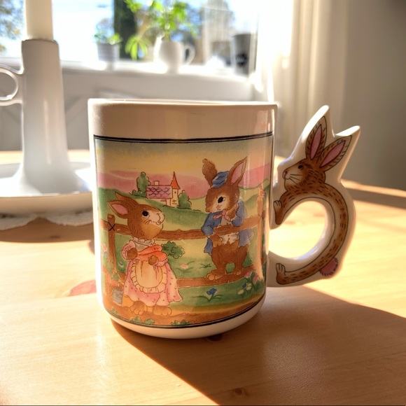 Vintage Peter Rabbit Mug / Beatrix Potter Mug. - Picture 3 of 17